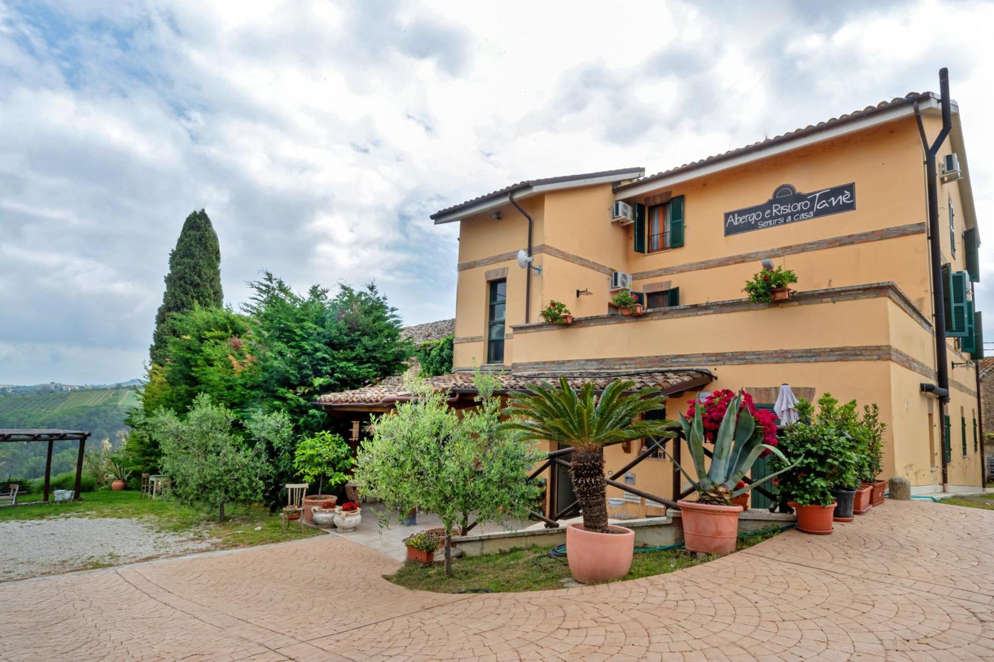 Locanda Tane San Giovanni  Kültér fotó